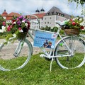 Beim Schwabentag 2024 in Günzburg steht das Fahrrad im Mittelpunkt. - Foto: Johanna Hofgärtner Beim Schwabentag 2024 in Günzburg steht das Fahrrad im Mittelpunkt. - Foto: Johanna Hofgärtner