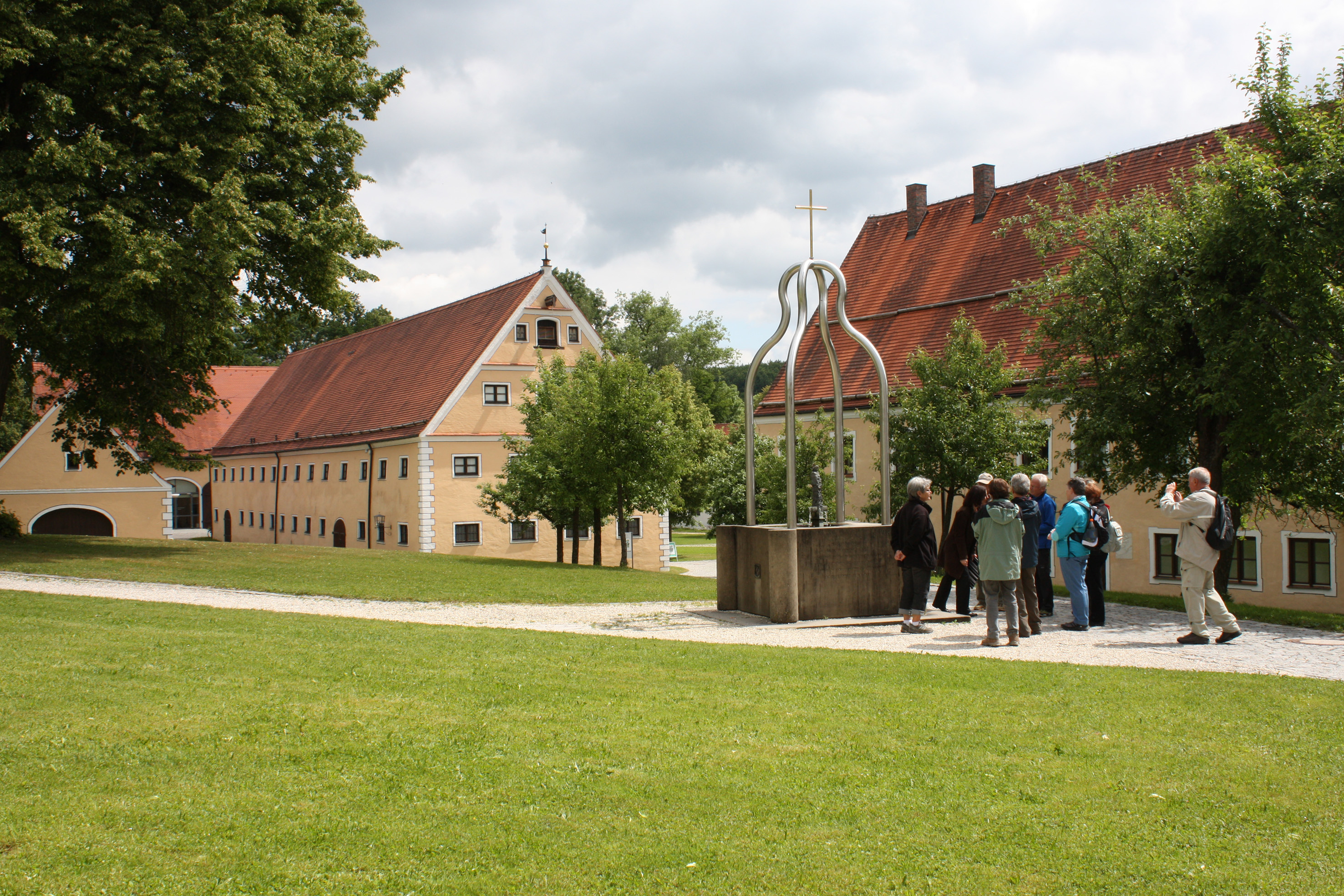 Geländeführung Foto: Barbara Magg/Museum Oberschönenfeld