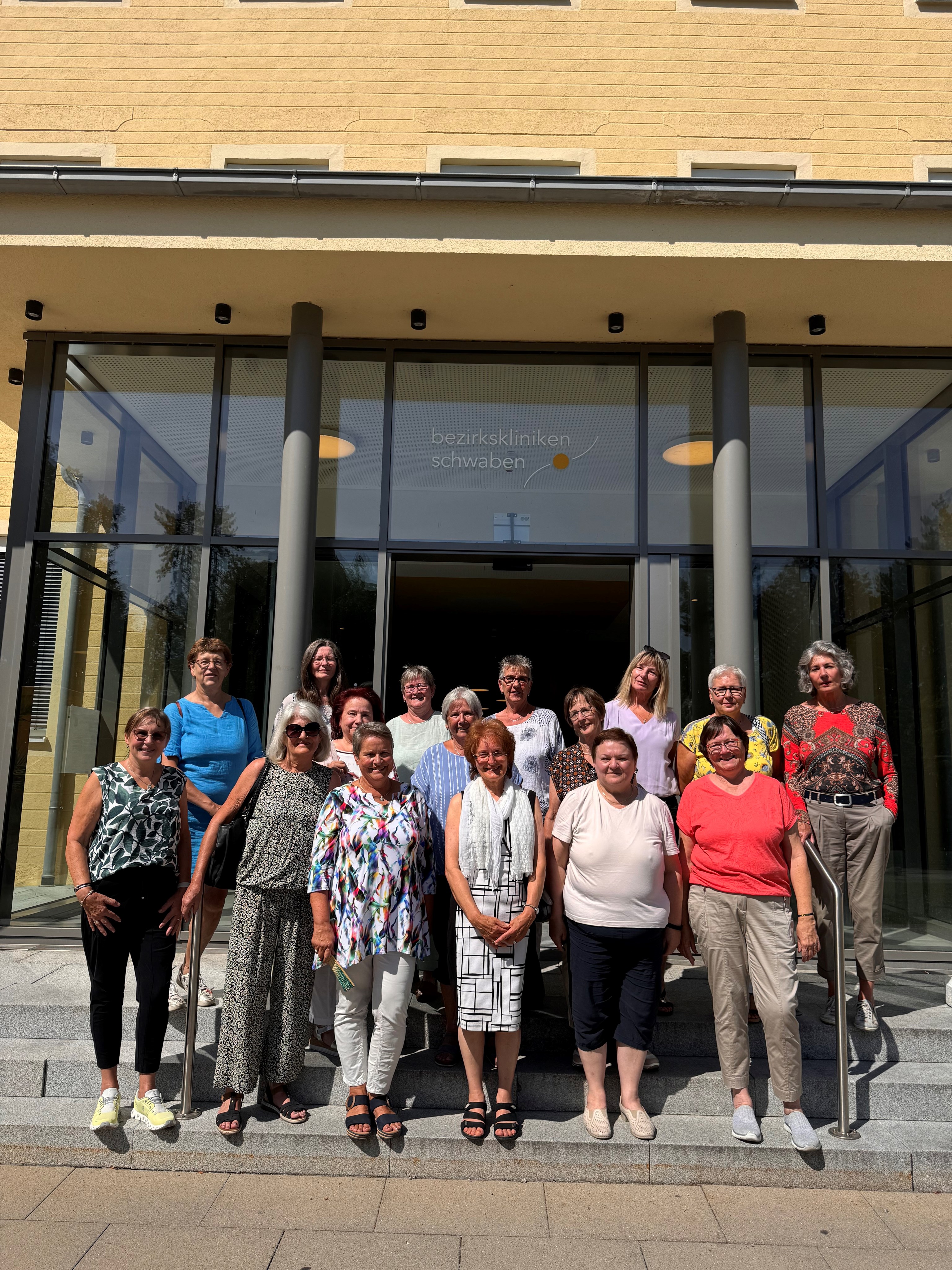 Bezirkskrankenhaus Kaufbeuren: Goldenes Jubiläum der ehemaligen „Blaumeisen“