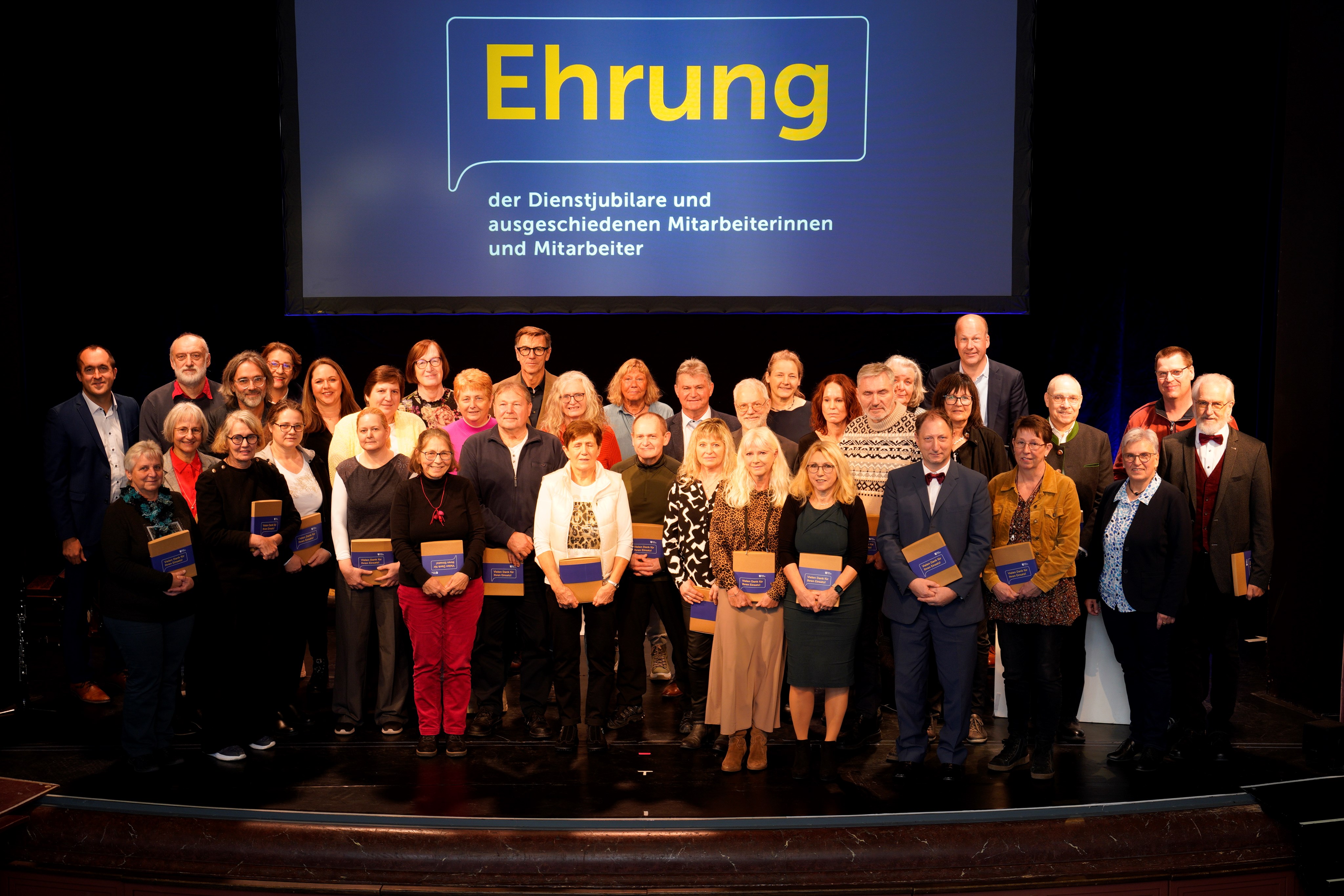 Bezirkskliniken Schwaben: Dank für jahrelange hingebungsvolle Arbeit