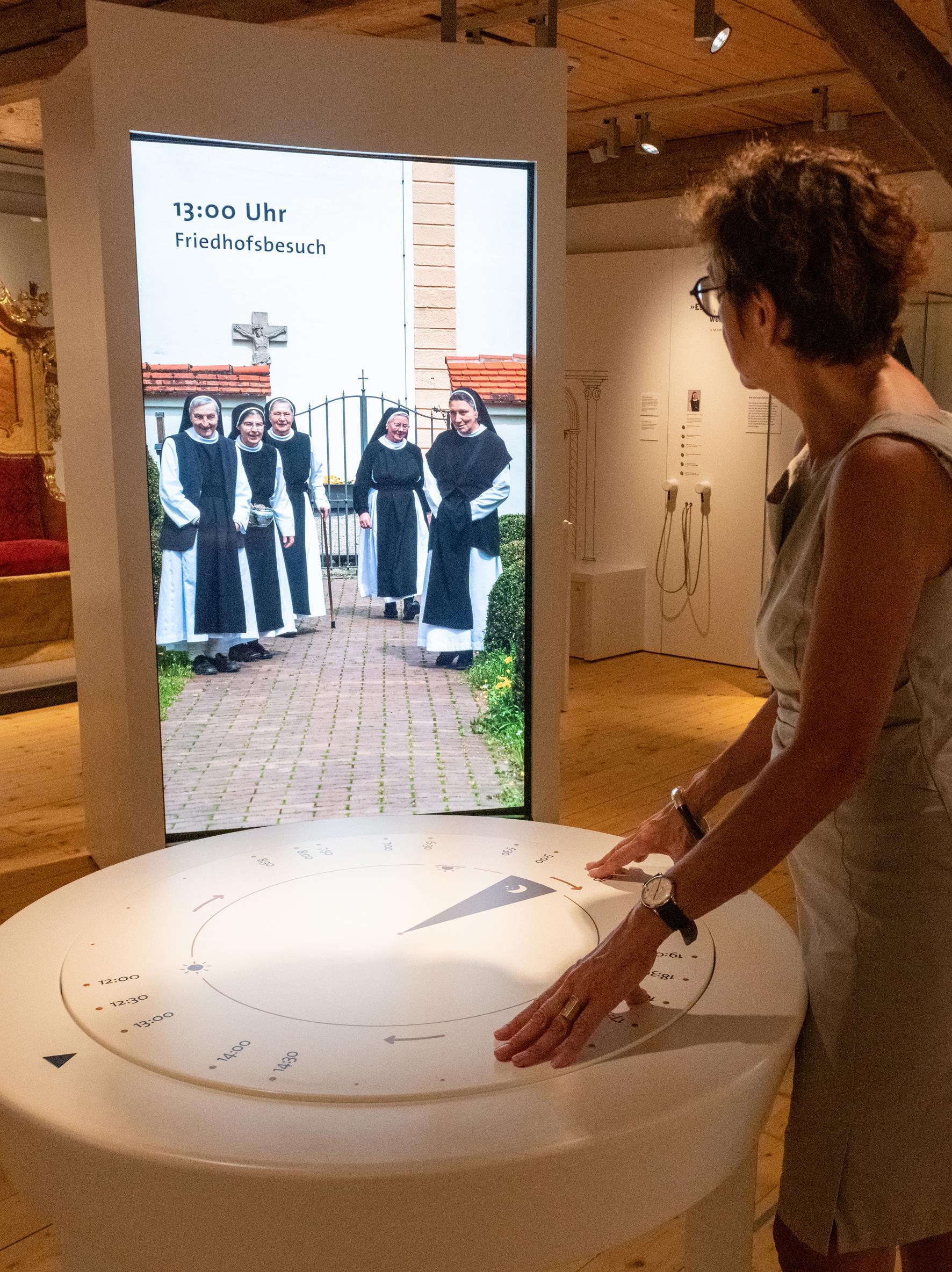 Bild aus der Dauerausstelulng Klosterleben im Wandel - Foto: Roland Seichter