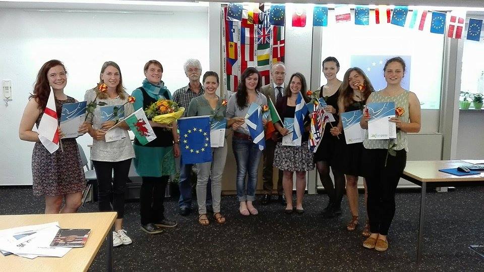 Bezirkskrankenhaus Günzburg: Acht Auszubildende erhalten den Europass Mobilität
