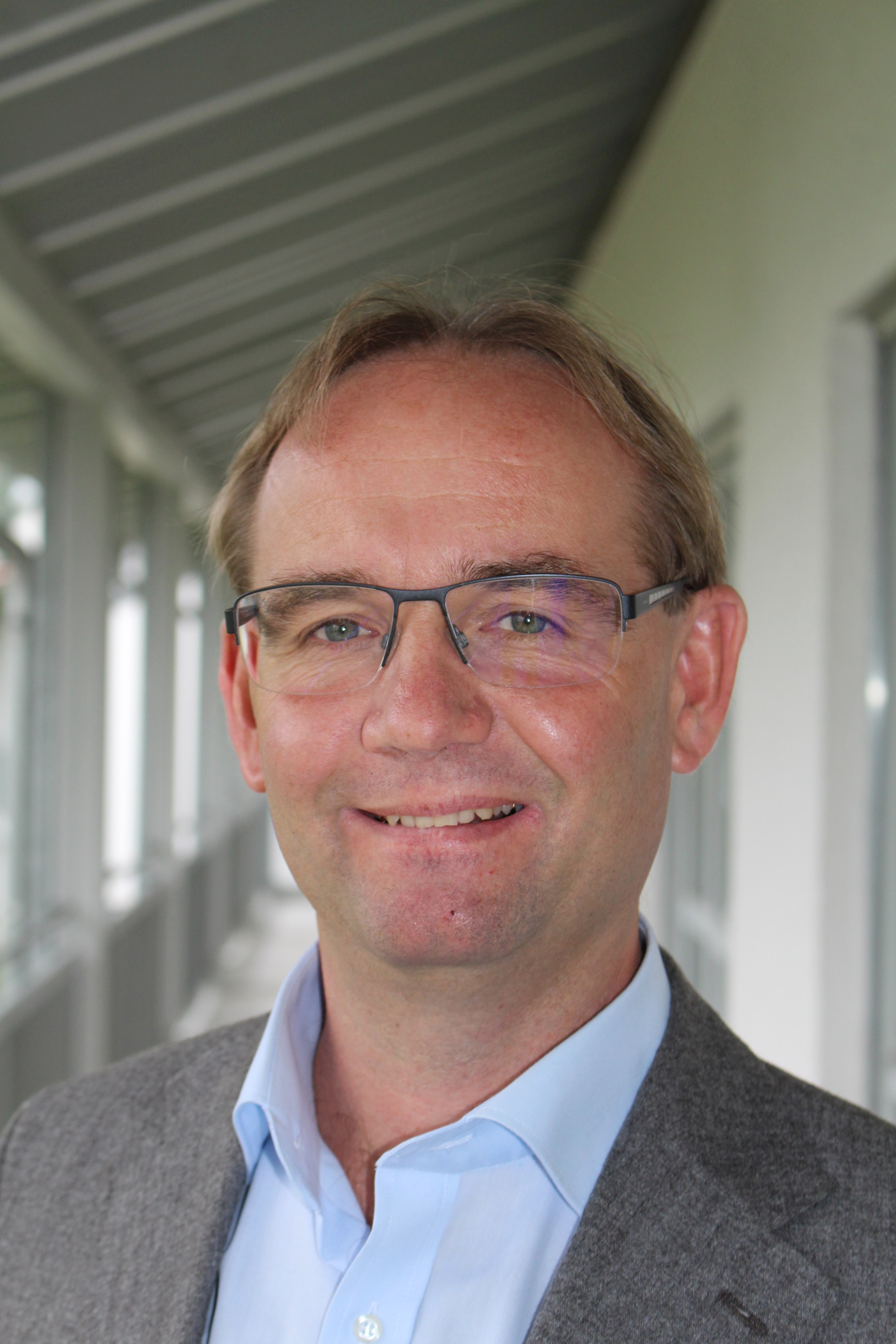 Pirvatdozent Dr. Johannes Tschoep wird neuer Chefarzt der Anästhesie am Bezirkskrankenhaus Günzburg