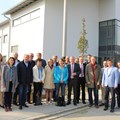 Mitglieder des Schwäbischen Bezirkstags und Mitarbeiter der Bezirksverwaltung zu Gast in drei Einrichtungen der Bezirkskliniken