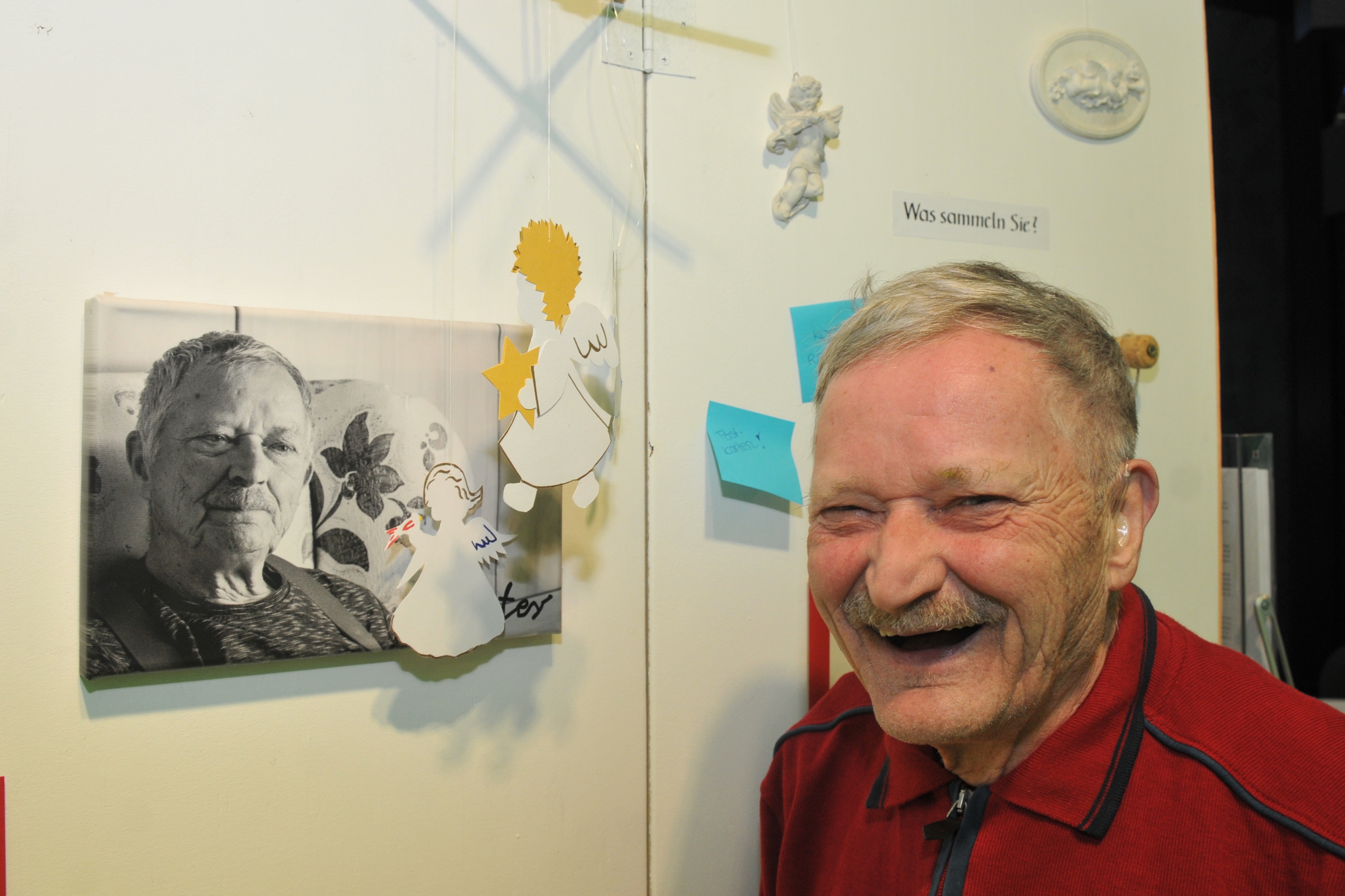 Menschen mit Behinderung erzählen von ihrem Leben - Ausstellung in Augsburg eröffnet