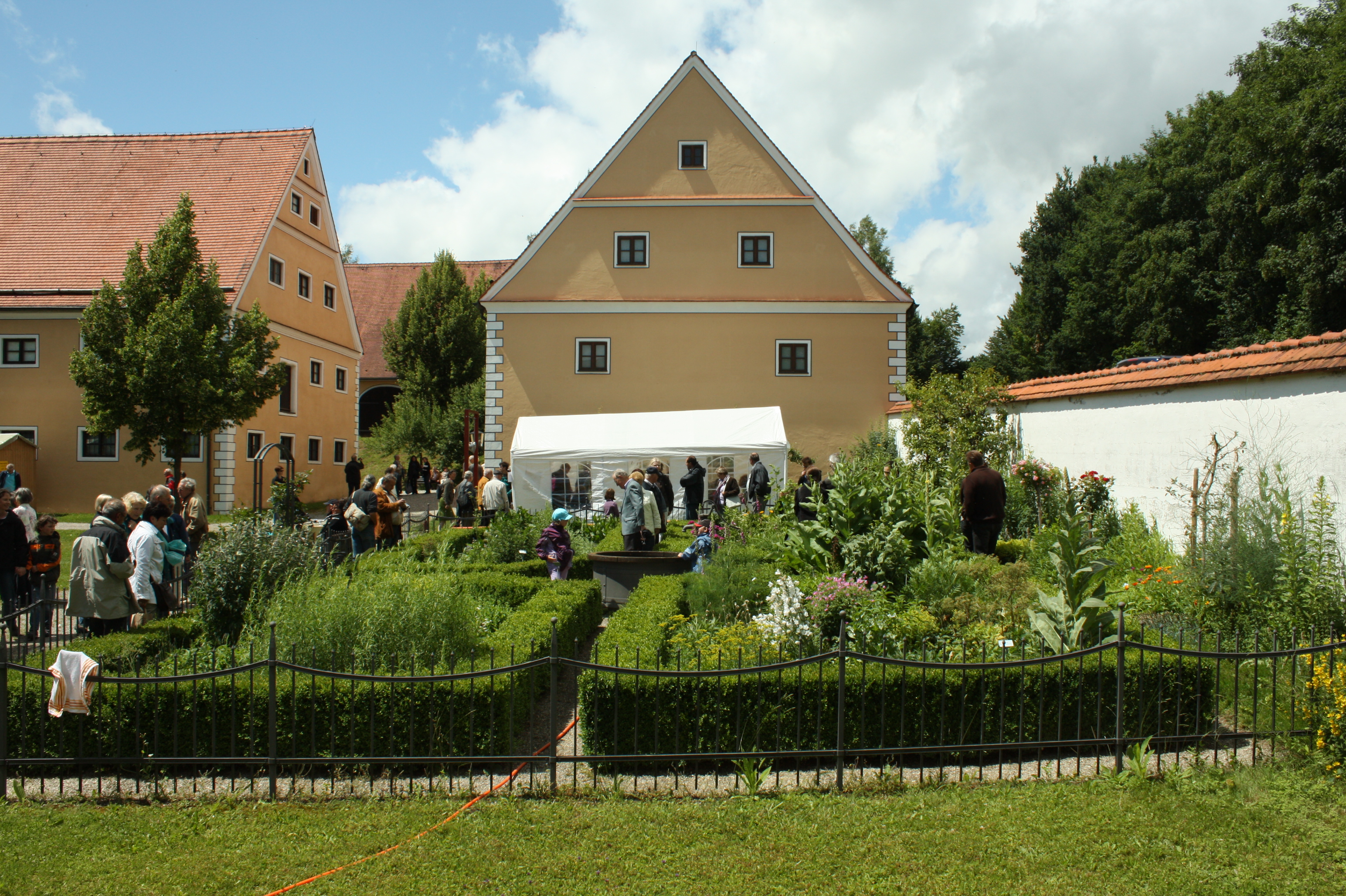 19. Mai – Internationaler Museumstag in Oberschönenfeld für Klein und Groß