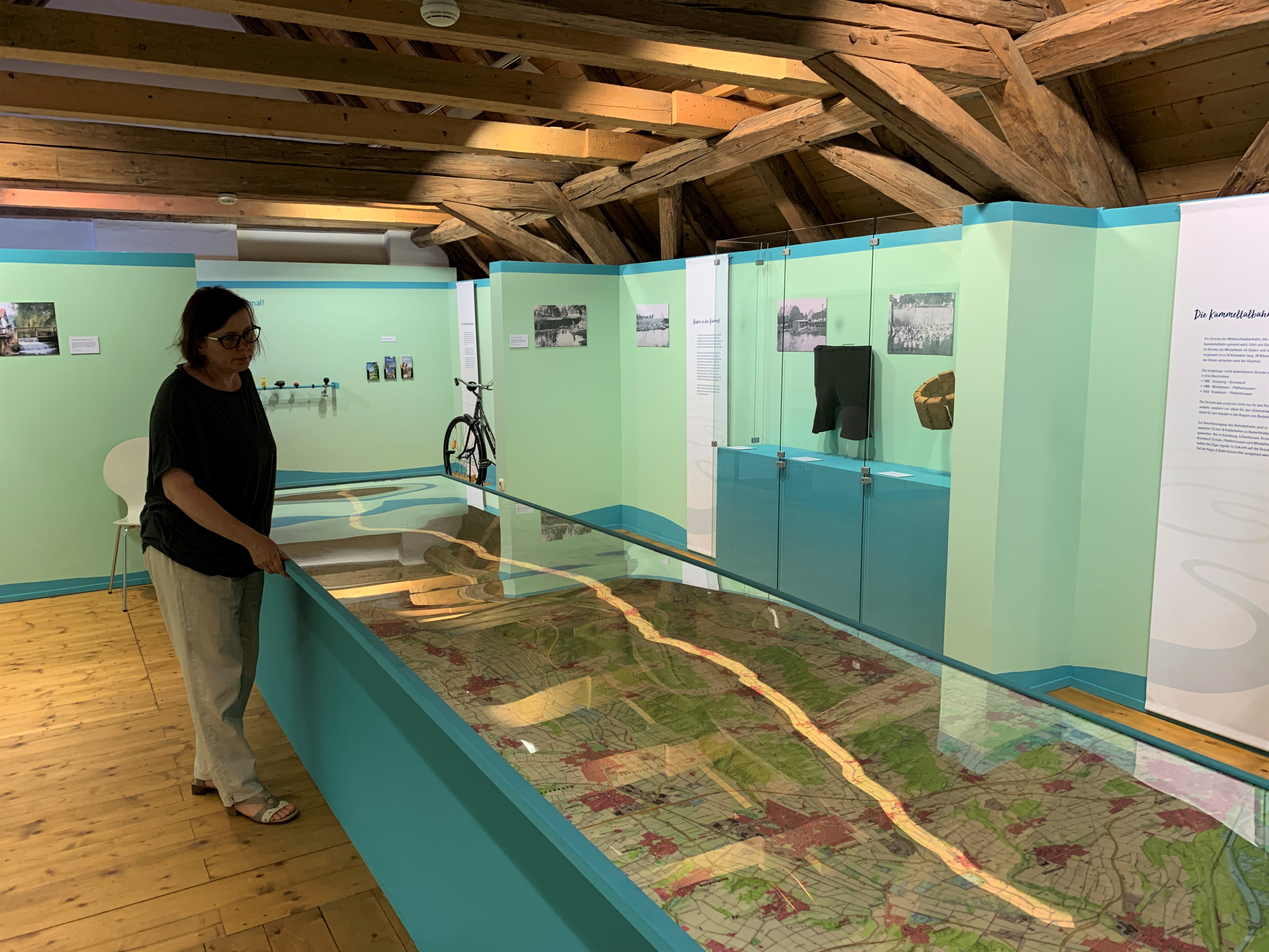 Führung durch die Ausstellung „Krummes Wasser“ im Museum Hammerschmiede und Stockerhof Naichen